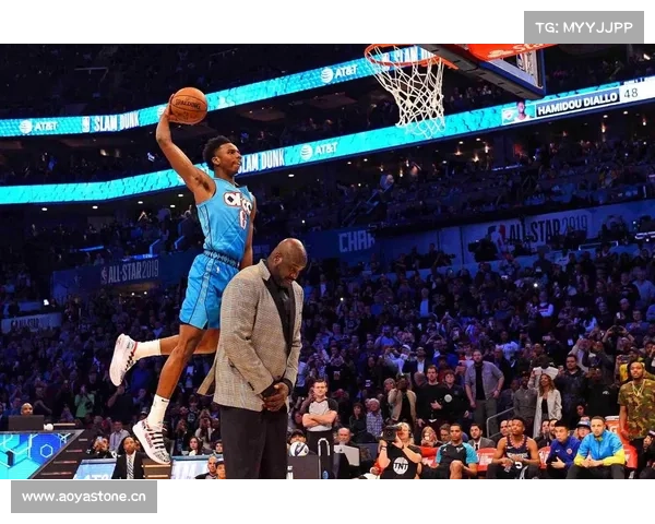 NBA史上最烂扣篮大赛!单项赛也只有库里投三分能看看 NBA史上最烂扣篮大赛!单项赛也只有库里投三分能看看